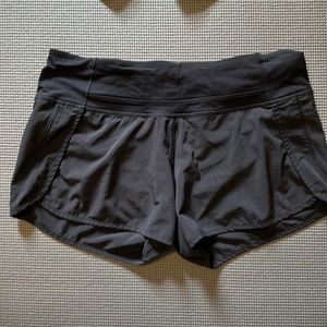 LuluLemon Speed Up lined shorts 4”